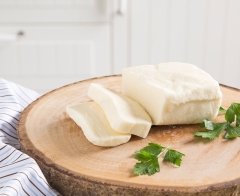 Tam Yağlı Yumuşak İnek Peyniri 650 Gr